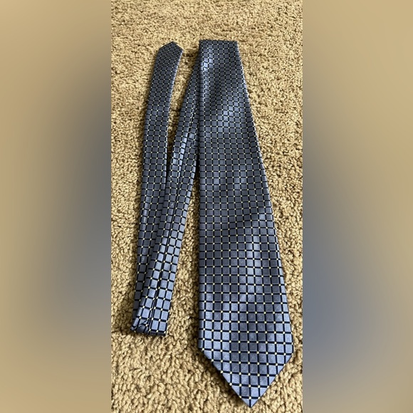 Burberry London Blue Tie Silk - Picture 5 of 5